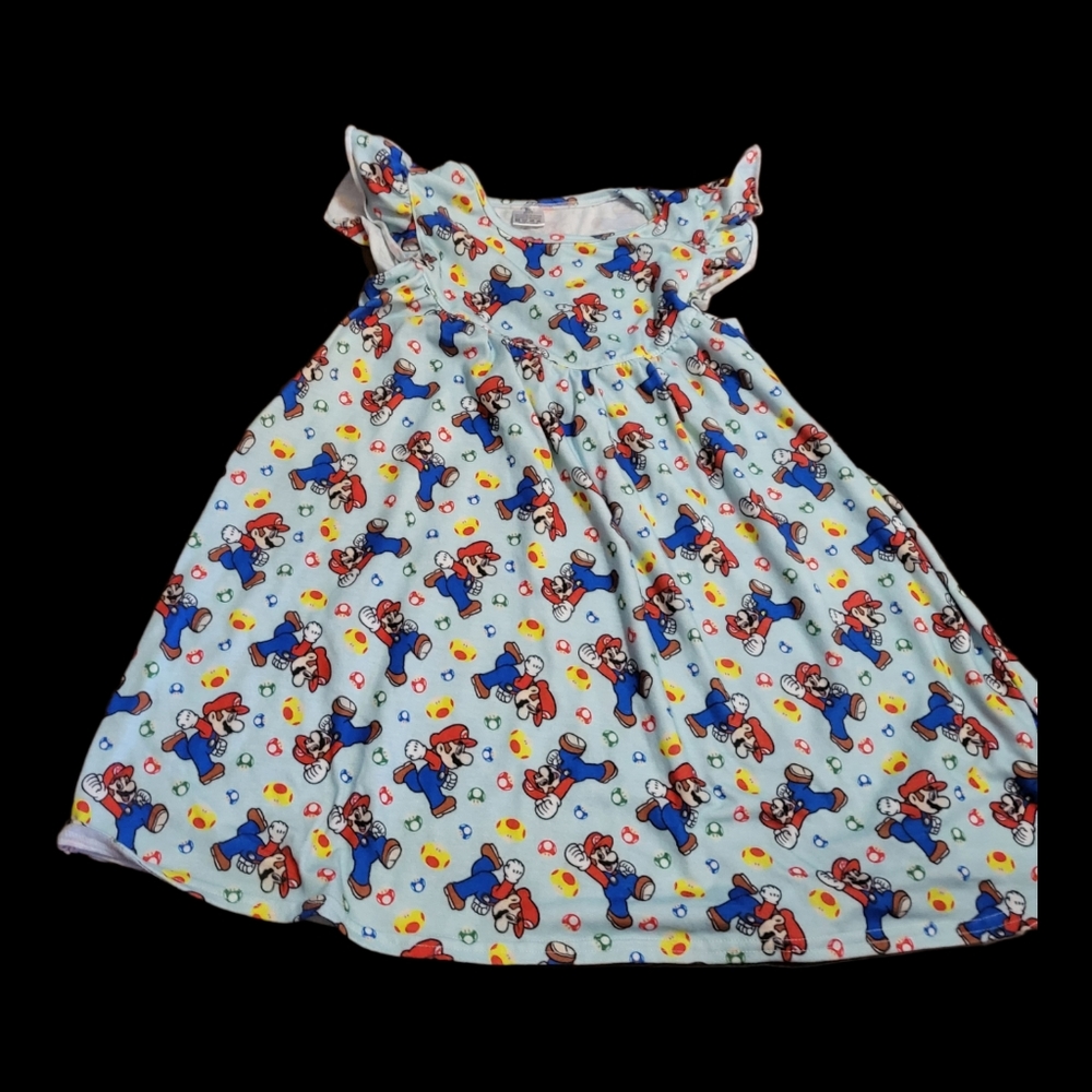 💥 4 for $20💥 Girls size 6/7 Super Mario Dress